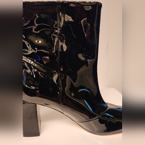 Good American Square Toe Bootie in Black Patent leather Sizes 5.5 And 7 - Picture 9 of 13